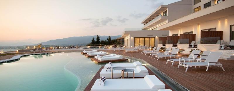 Messinian Icon Hotel & Suites Kalamata Exterior photo